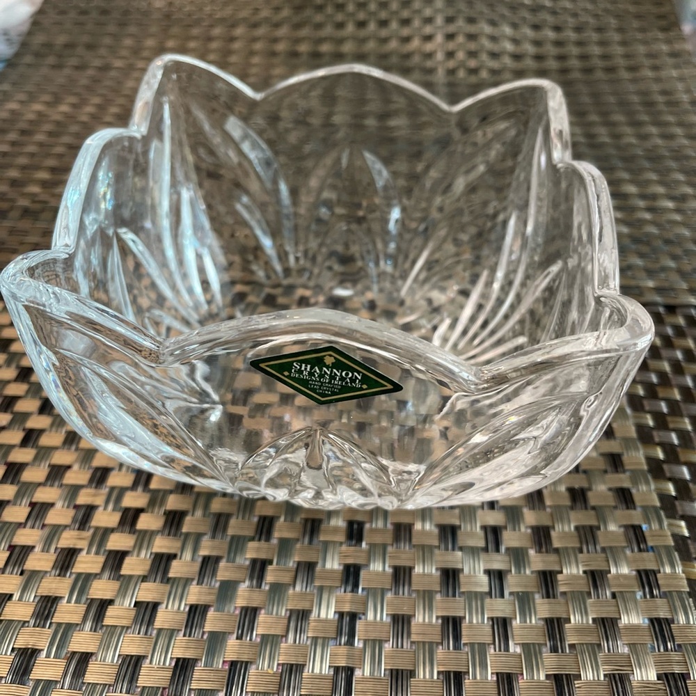 SHAN Elegant Clear Glass Bowl